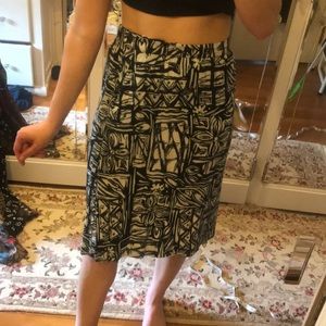 Vintage 70s patterned midi skirt